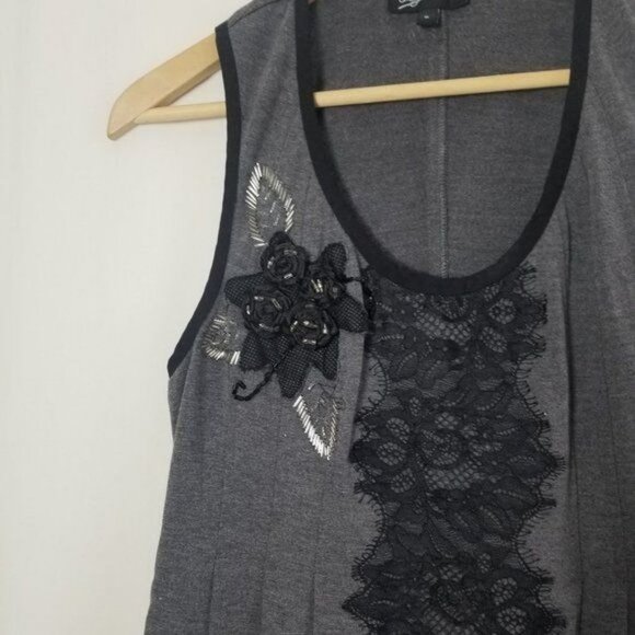 Oleg Cassini embroidered and beaded sleeveless dress size 6 (250) - Picture 2 of 13